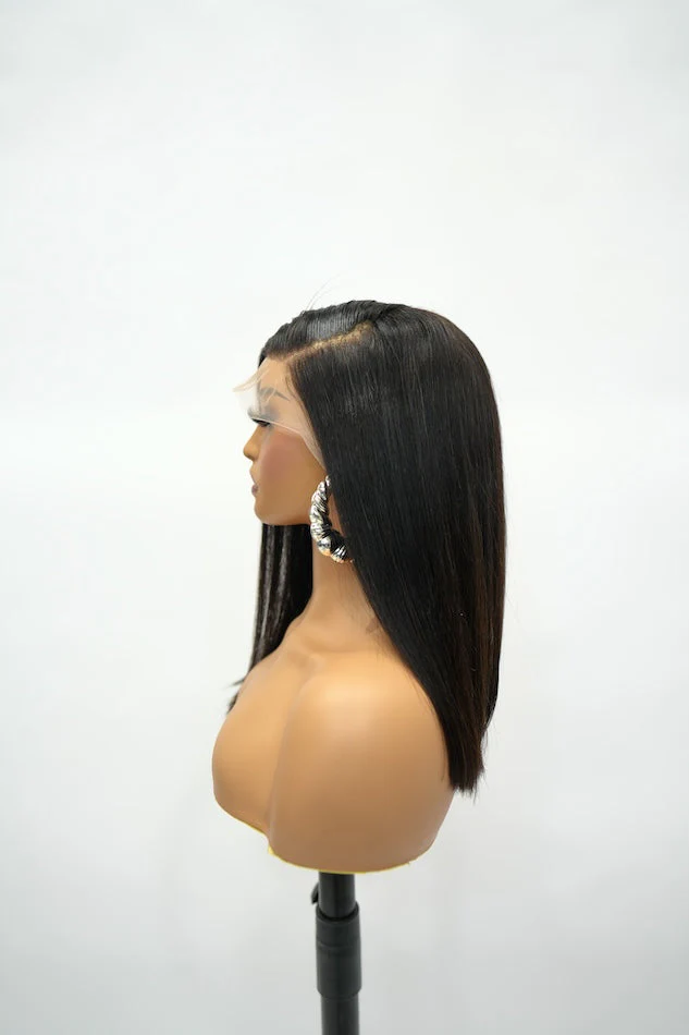 HERSHE GOLD 13X4 BOB STRAIGHT WIG - Image 4